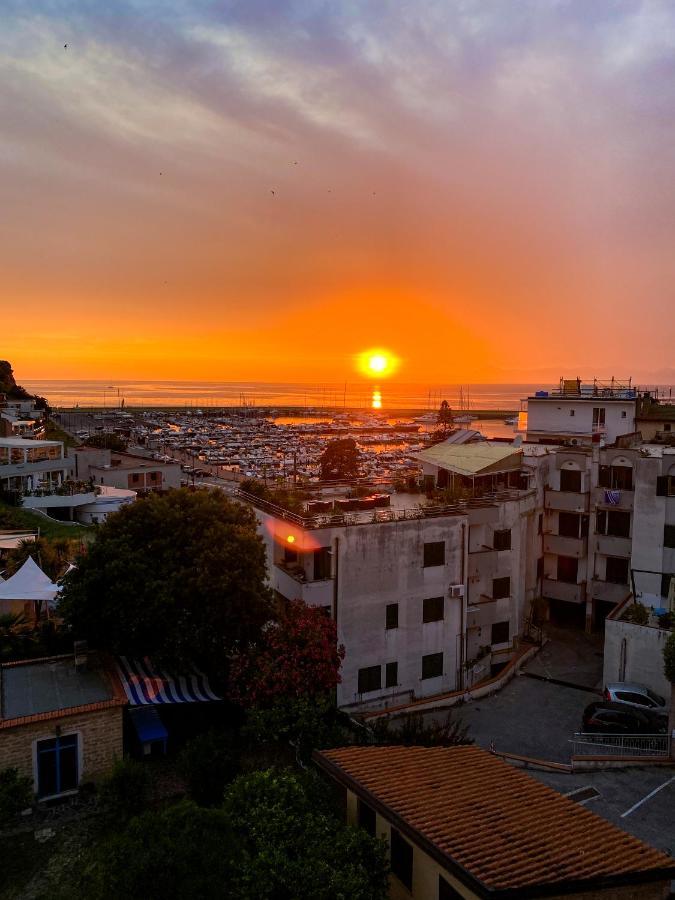 Bed and Breakfast Quasi In Porto Agropoli Zewnętrze zdjęcie